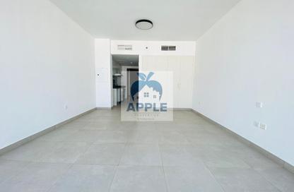 Apartment - Studio - 1 Bathroom for rent in Areej Apartments - Aljada - Sharjah Apartment - Studio - 1 Bathroom for rent in Areej Apartments - Aljada - Sharjah