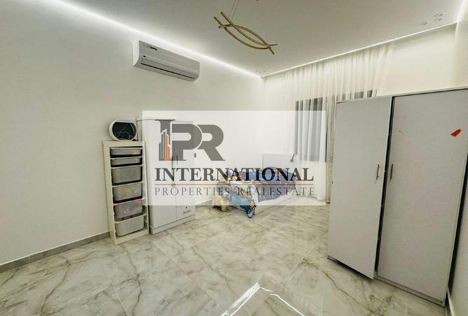 114171993 - Property Image 3