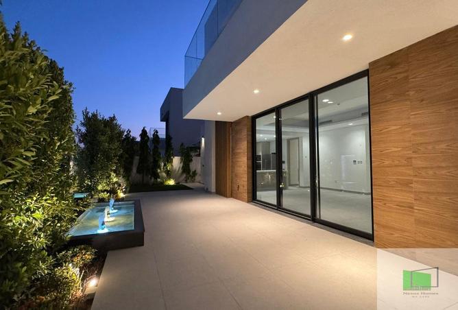 53983532 - Property Image 2