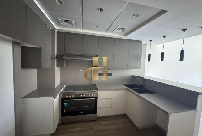 135645537 - Property Main Image