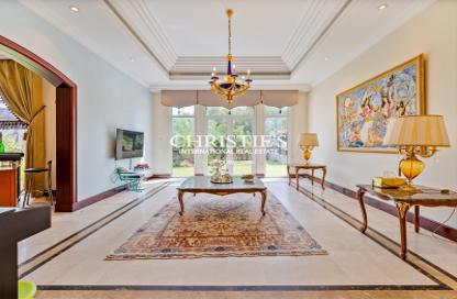 Villa - 5 Bedrooms - 6 Bathrooms for rent in Sector H - Emirates Hills - Dubai Villa - 5 Bedrooms - 6 Bathrooms for rent in Sector H - Emirates Hills - Dubai