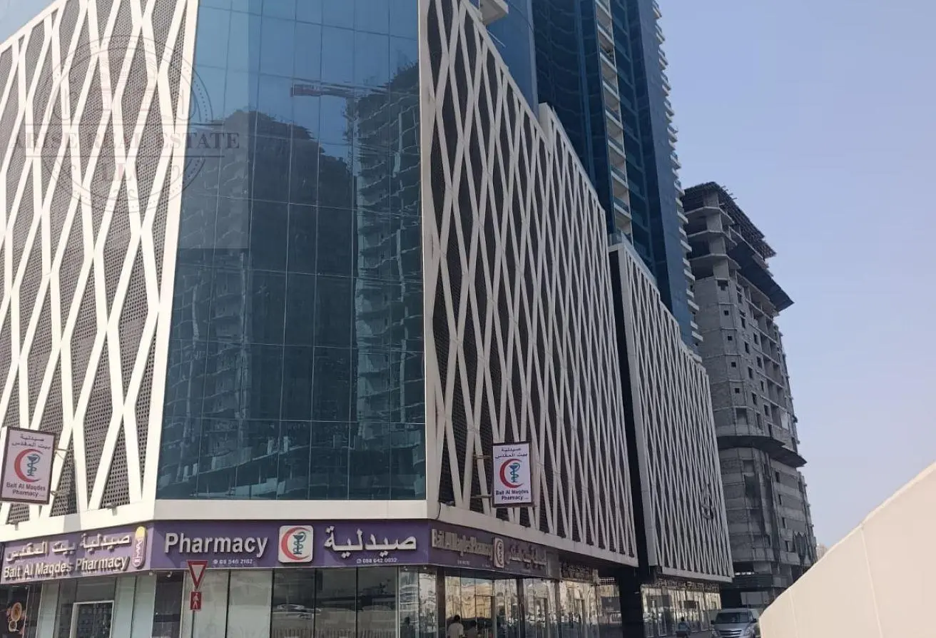 165596818 - Property Main Image