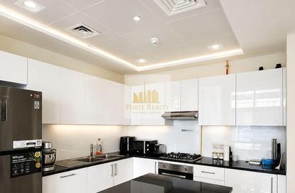 Apartment - 1 Bedroom - 2 Bathrooms for rent in Marina Arcade Tower - Dubai Marina - Dubai