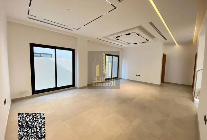 2OlzVmi7OO8 - Property Image 3