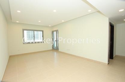 Apartment - 1 - 2 for rent in Marina First Tower - Dubai Marina - Dubai