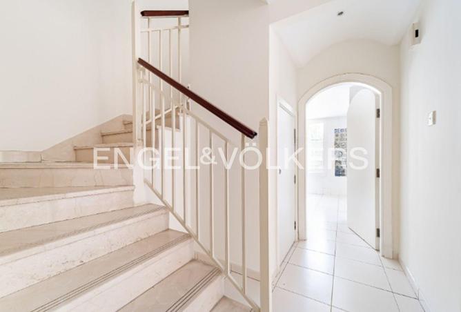 70269527 - صورة العقار 3