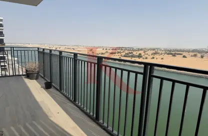 Apartment - 3 Bedrooms - 4 Bathrooms for rent in Waters Edge - Yas Island - Abu Dhabi