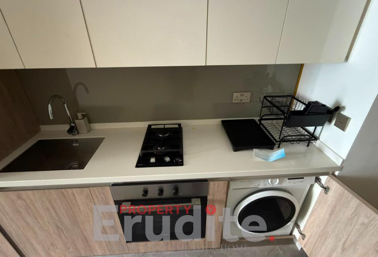 Burj View / Furnished / Prime Area photo 6