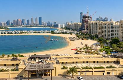Apartment - 2 - 2 for rent in Al Das - Shoreline Apartments - Palm Jumeirah - Dubai