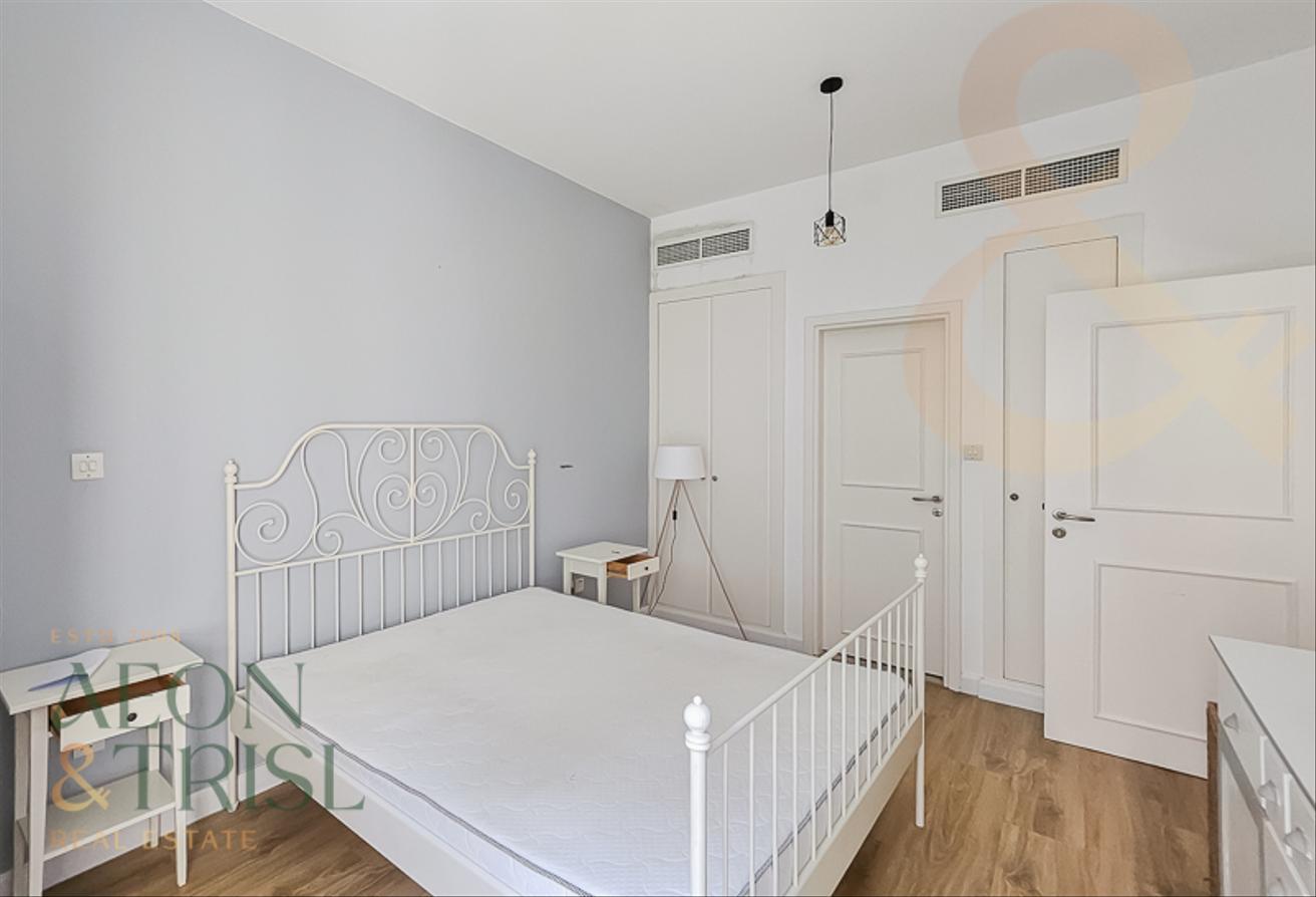 Fully Upgraded| Fully Furnished| Ready To Move photo 4