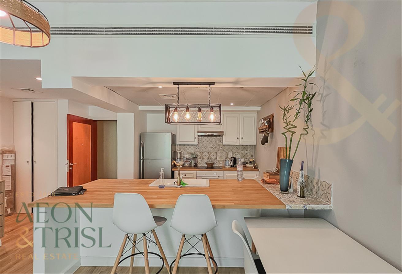 Fully Upgraded| Fully Furnished| Ready To Move photo 9