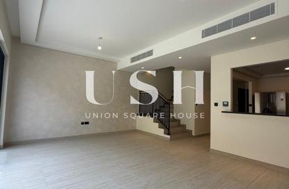 Townhouse - 4 - 4 for rent in Portofino - Damac Lagoons - Dubai