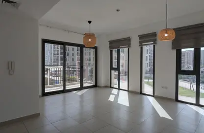 Apartment - 3 Bedrooms - 3 Bathrooms for rent in Hayat Boulevard 2A - Hayat Boulevard 2 - Hayat Boulevard - Town Square - Dubai