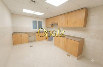 Apartment - 2 Bedrooms - 3 Bathrooms for rent in Al Mamzar 916 Building - Al Mamzar - Deira - Dubai