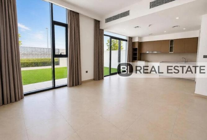 104687957 - Property Image 3