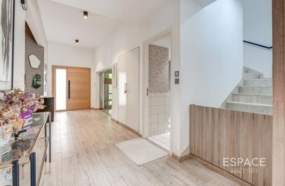 Villa - 3 Bedrooms - 3 Bathrooms for rent in Meadows 9 - Meadows - Dubai