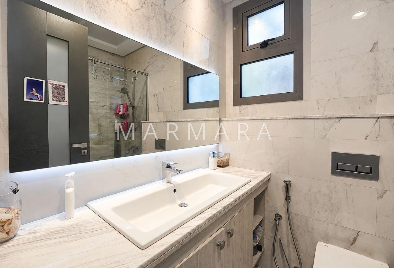 Modern 5-Bed Semi-Detached Villa | Pool, Garden photo 22