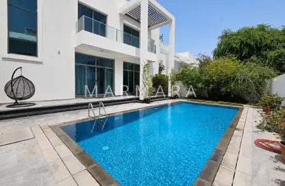 Villa - 5 Bedrooms - 5 Bathrooms for rent in Umm Suqeim 3 Villas - Umm Suqeim 3 - Umm Suqeim - Dubai