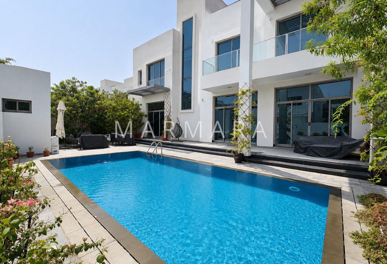 Modern 5-Bed Semi-Detached Villa | Pool, Garden photo 21