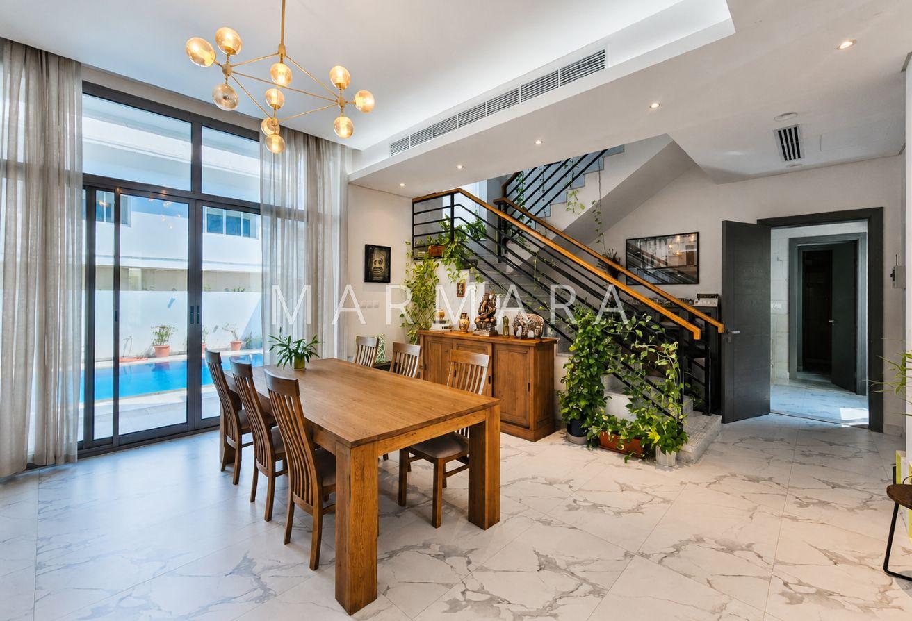 Modern 5-Bed Semi-Detached Villa | Pool, Garden photo 5