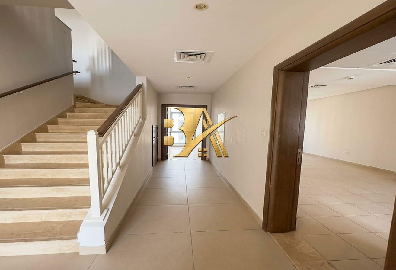 MODERN STYLE | CLOSER TO POOL | 5BEDROOM photo 6