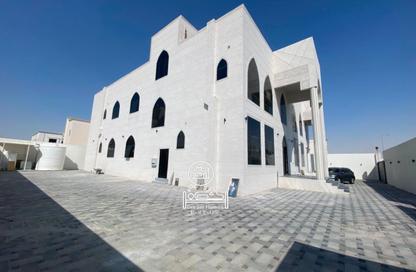 Apartment - 2 Bedrooms - 2 Bathrooms for rent in Baniyas - Abu Dhabi Apartment - 2 Bedrooms - 2 Bathrooms for rent in Baniyas - Abu Dhabi