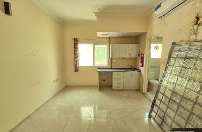Apartment - Studio - 1 Bathroom for rent in Fire Station Road - Muwaileh - Sharjah