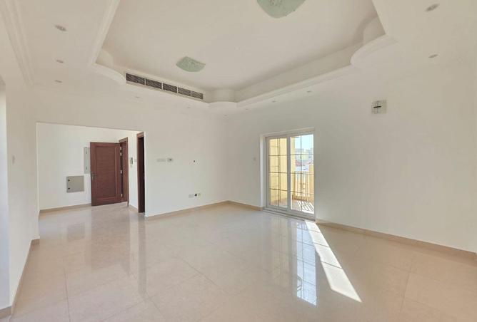123835266 - Property Image 3