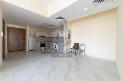Apartment - 1 Bedroom - 2 Bathrooms for rent in Millennium Binghatti Residences - Business Bay - Dubai