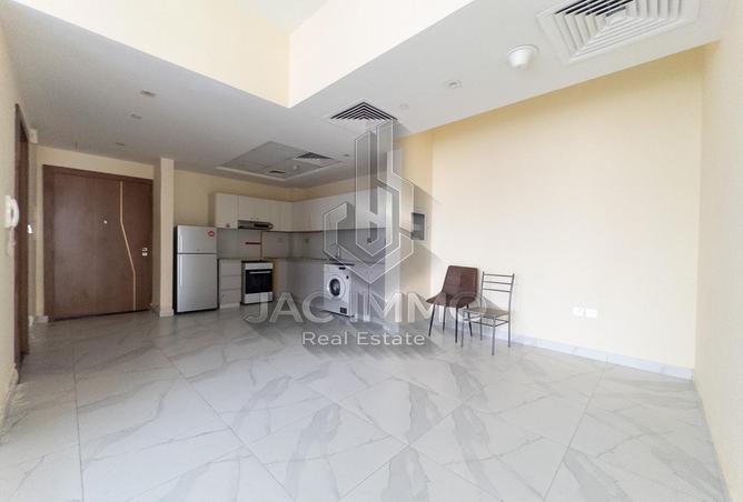 130207327 - Property Image 3