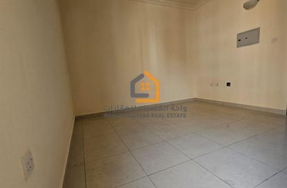 Apartment - Studio - 1 Bathroom for rent in Al Nabaa Building - Al Naba'ah - Al Sharq - Sharjah