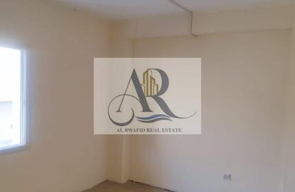 Labor Camp - Studio - 7+ Bathrooms for rent in Industrial Area 5 - Sharjah Industrial Area - Sharjah