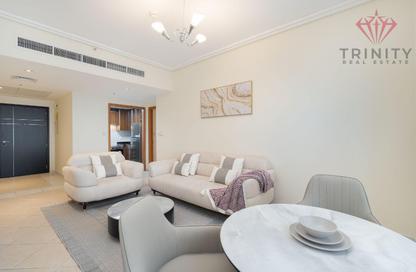 Apartment - 3 Bedrooms - 3 Bathrooms for rent in 21st Century Tower - Sheikh Zayed Road - Dubai