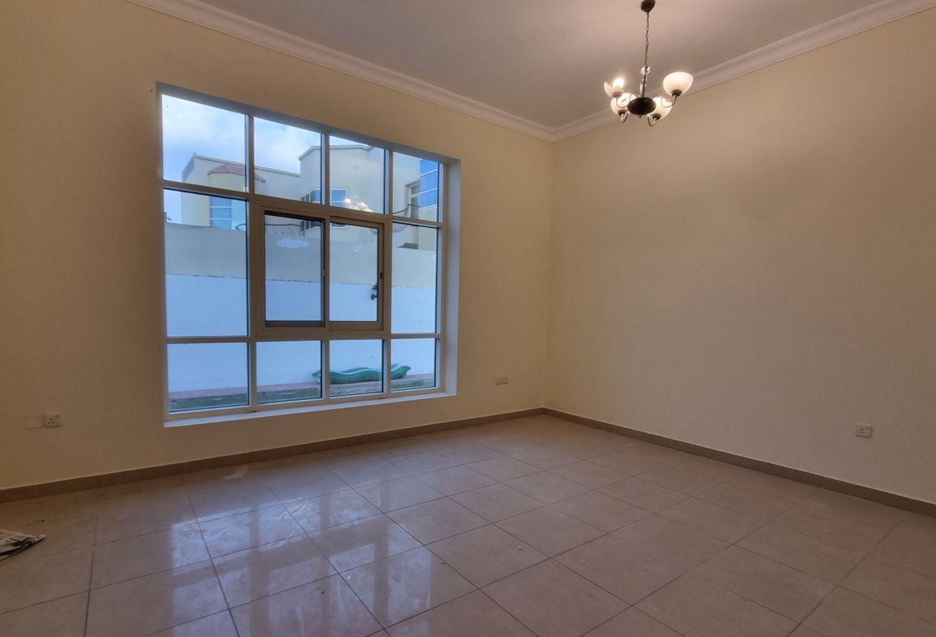 Spacious 5BR | Garden | Swimming Pool photo 5