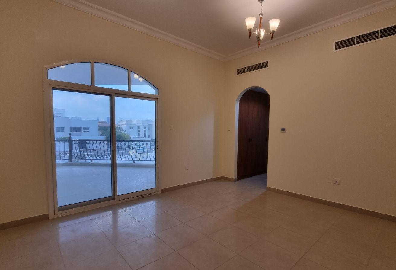 Spacious 5BR | Garden | Swimming Pool photo 8