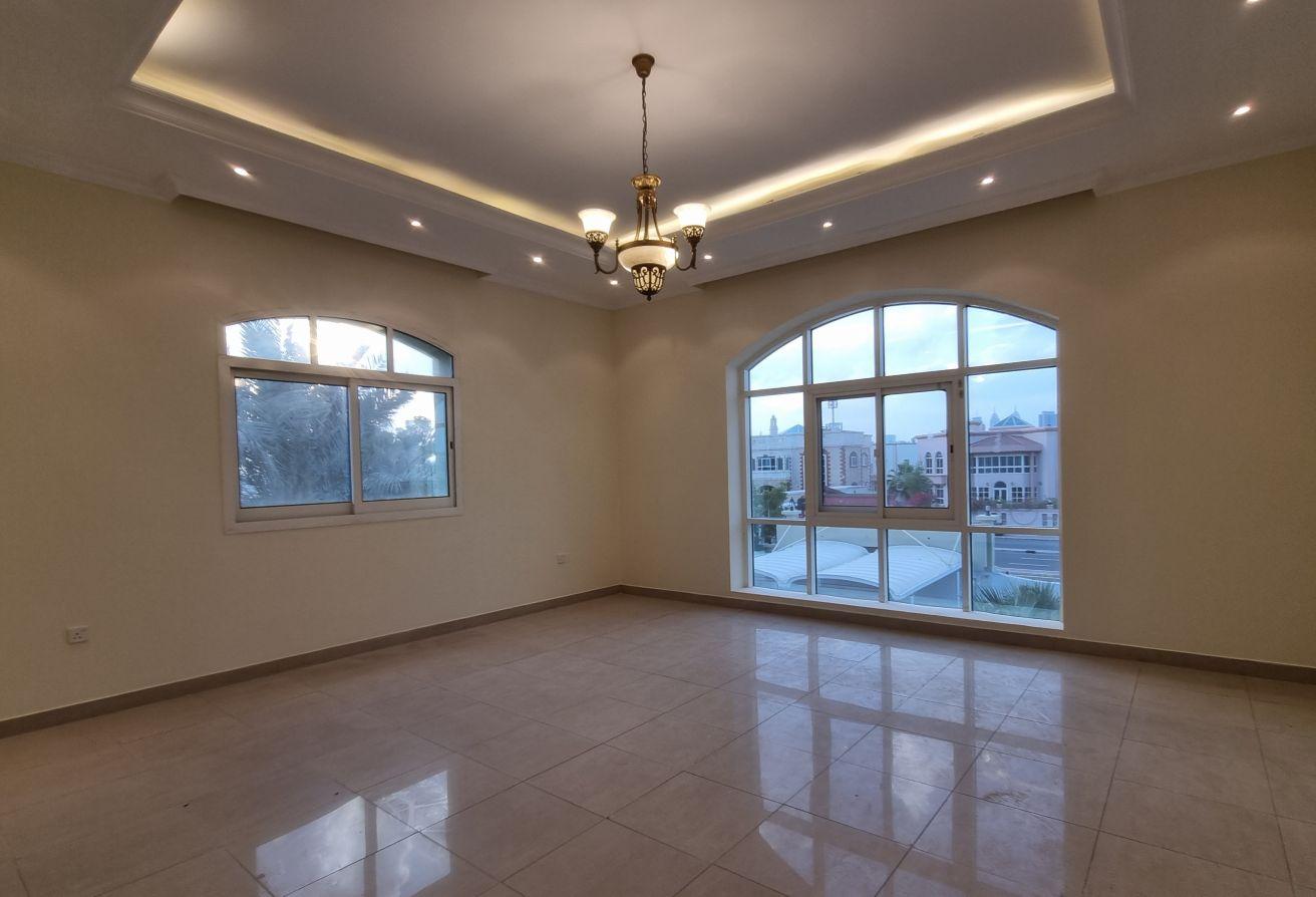 Spacious 5BR | Garden | Swimming Pool photo 9