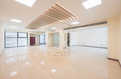 Villa - 5 - 7 for rent in Khalifa Bin Shakhbout Street - Al Khaleej Al Arabi Street - Al Bateen - Abu Dhabi Villa - 5 - 7 for rent in Khalifa Bin Shakhbout Street - Al Khaleej Al Arabi Street - Al Bateen - Abu Dhabi