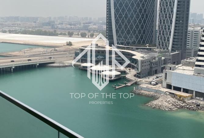 3-bed apartment in Al Maryah Vista · Duplex · Canal view — photo 2