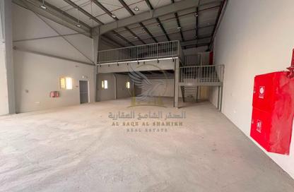 Warehouse - Studio - 1 Bathroom for rent in Industrial Building 13 - Industrial Area 13 - Sharjah Industrial Area - Sharjah