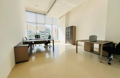Business Centre - Studio - 6 Bathrooms for rent in Burj Nahar Building - Al Muteena - Deira - Dubai