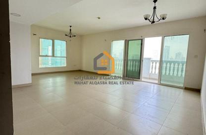 Apartment - 3 Bedrooms - 4 Bathrooms for rent in Crystal Plaza - Al Majaz 1 - Al Majaz - Sharjah