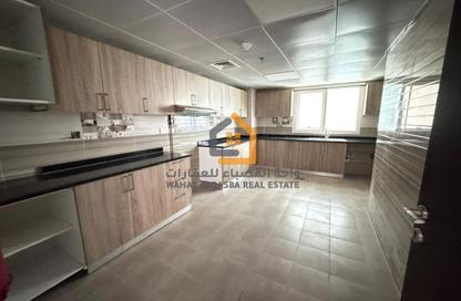 Apartment - 3 Bedrooms - 4 Bathrooms for rent in Crystal Plaza - Al Majaz 1 - Al Majaz - Sharjah