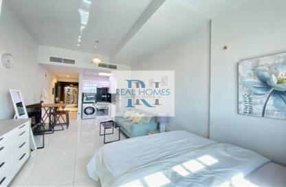 Apartment - Studio - 1 Bathroom for rent in Plazzo Heights - District 10 - Jumeirah Village Circle - Dubai