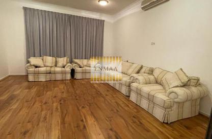 Villa - 4 Bedrooms - 3 Bathrooms for rent in Seih Al Burairat - Ras Al Khaimah