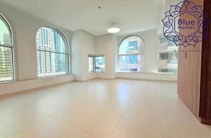 Apartment - Studio - 1 for rent in DXB Tower - Sheikh Zayed Road - Dubai Apartment - Studio - 1 for rent in DXB Tower - Sheikh Zayed Road - Dubai