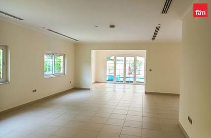 Villa - 4 Bedrooms - 4 Bathrooms for rent in District 7 - Jumeirah Park - Dubai Villa - 4 Bedrooms - 4 Bathrooms for rent in District 7 - Jumeirah Park - Dubai