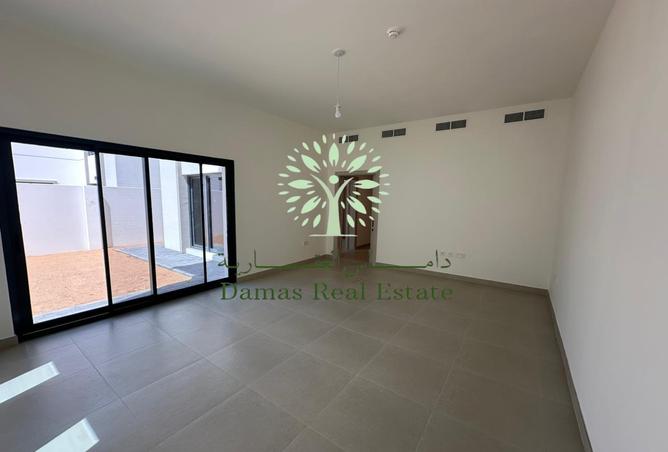 100858919 - Property Image 3
