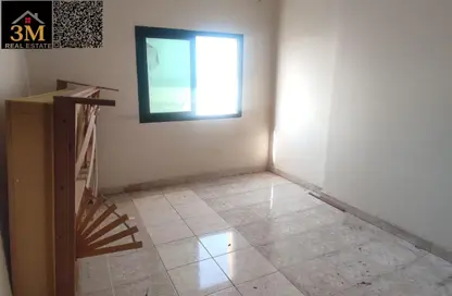 Apartment - 2 Bedrooms - 2 Bathrooms for rent in Corniche Tower - Ajman Corniche Road - Ajman