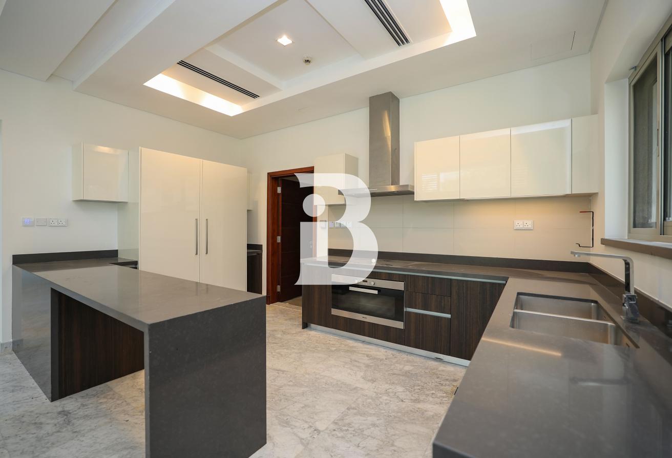 Central Location| Vastu| OPEN FOR OFFERS photo 9