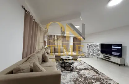 Apartment - 1 Bathroom for rent in Ajman Corniche Residences - Ajman Corniche Road - Ajman